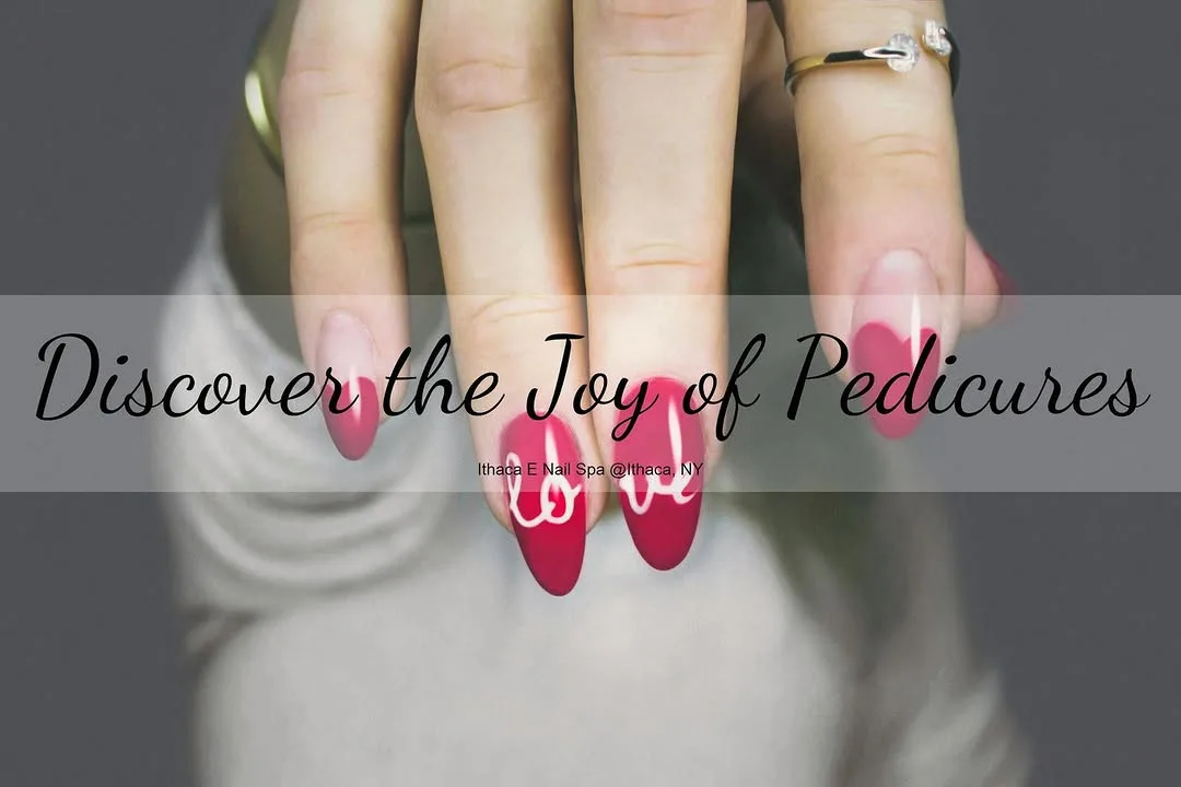 Red almond nail design